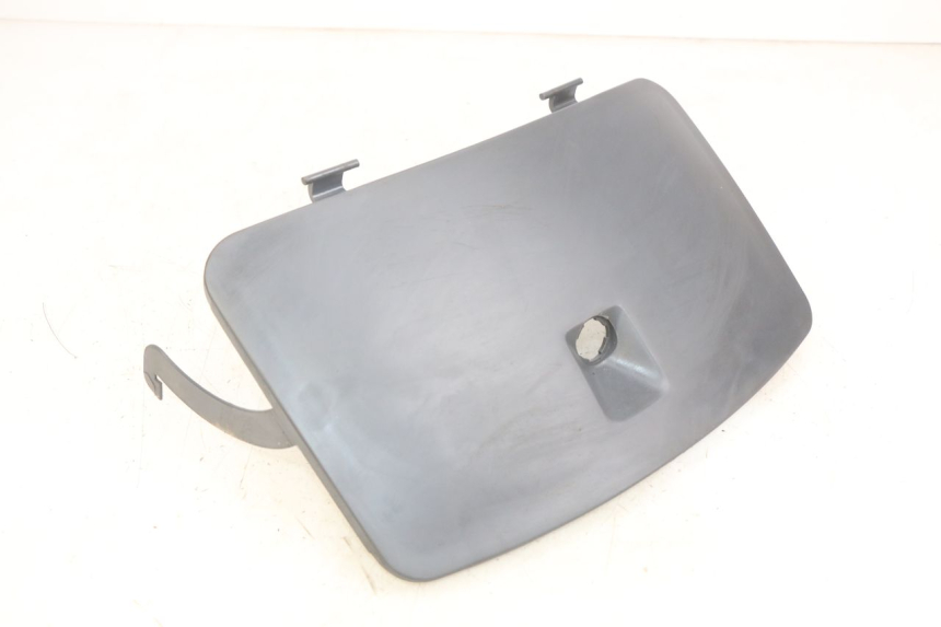 photo de SUPORTE DA CAIXA DE LUVA PEUGEOT SV 125 (1991 - 1994) - Outro ângulo de visão