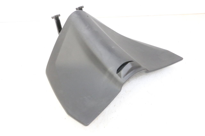 photo de SUPORTE DA CAIXA DE LUVA APRILIA SXR 50 (2021 - 2023) - Zoom do estado de desgaste