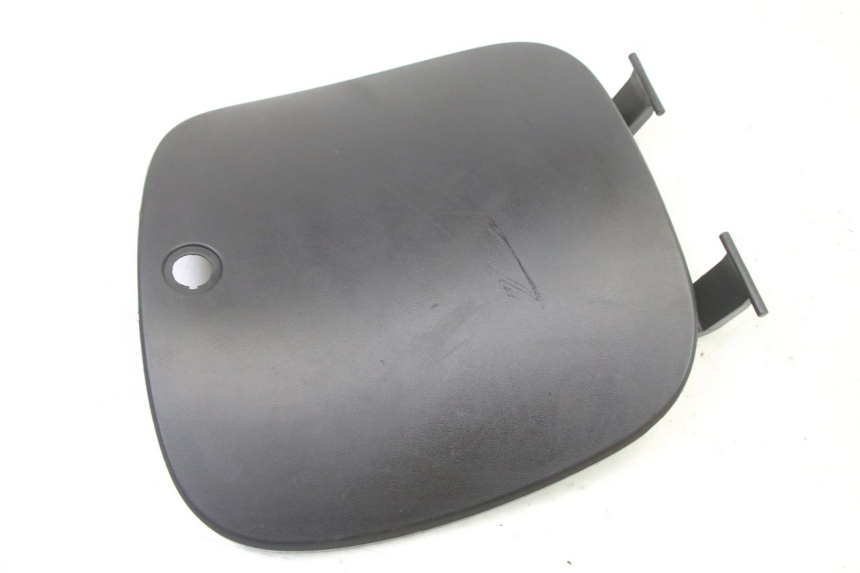photo de SUPORTE DA CAIXA DE LUVAS PEUGEOT TWEET 4T 50 (2014 - 2019) - Outro ângulo de visão