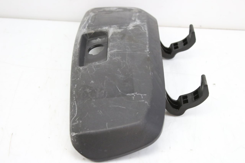 photo de SUPORTE DA CAIXA DE LUVA SUZUKI UH BURGMAN 125 (2002 - 2006) - Ampliação técnica