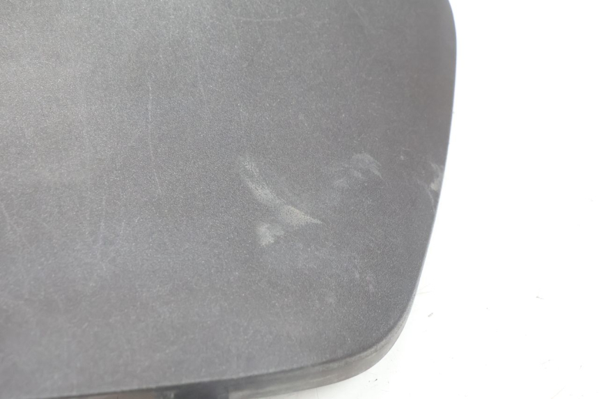 photo de SUPORTE PARA PORTA-LUVA PIAGGIO X9 AMALFI 180 (2000 - 2003) - Zoom do estado de desgaste