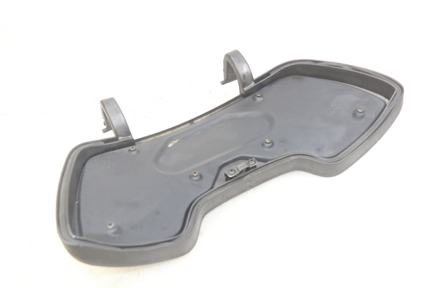 photo de SUPORTE DA CAIXA DE LUVAS PIAGGIO X9 EVOLUTION 125 (2003 - 2007) - Outro ângulo de visão