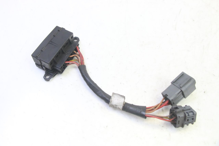 photo de SUPORTE DE FUSÍVEL QUADRO 4 4D 350 (2015 - 2018) - Outro ângulo de visão
