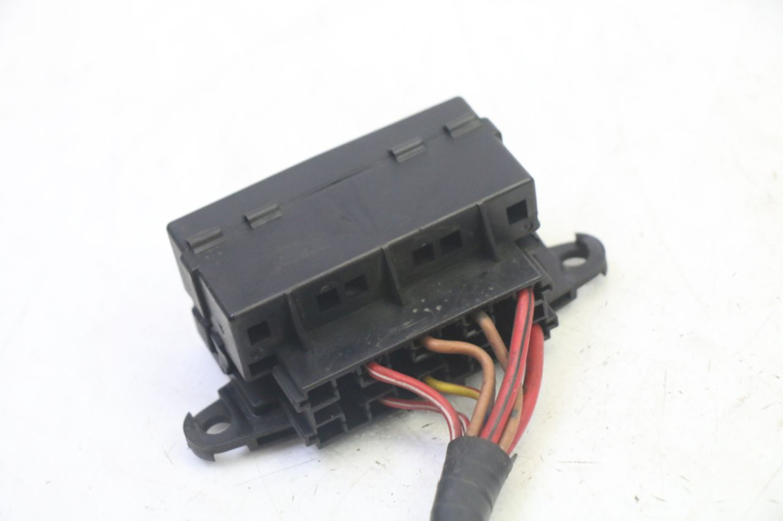 photo de SUPORTE DE FUSÍVEL QUADRO 4 4D 350 (2015 - 2018) - Ampliação técnica