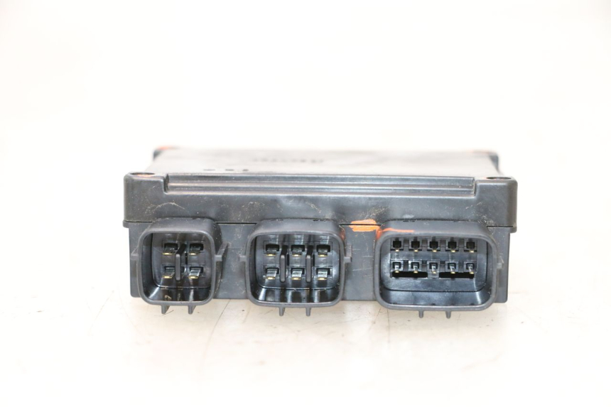 photo de PORTA FUSÍVEL KAWASAKI ER-6 ER6 N 650 (2005 - 2009) - Zoom do estado de desgaste