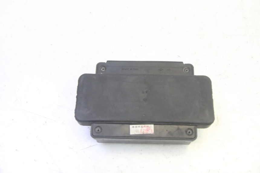 photo de SUPORTE DE FUSÍVEL KAWASAKI GPX R WARBIRD 600 (1988 - 1993) - Ampliação técnica