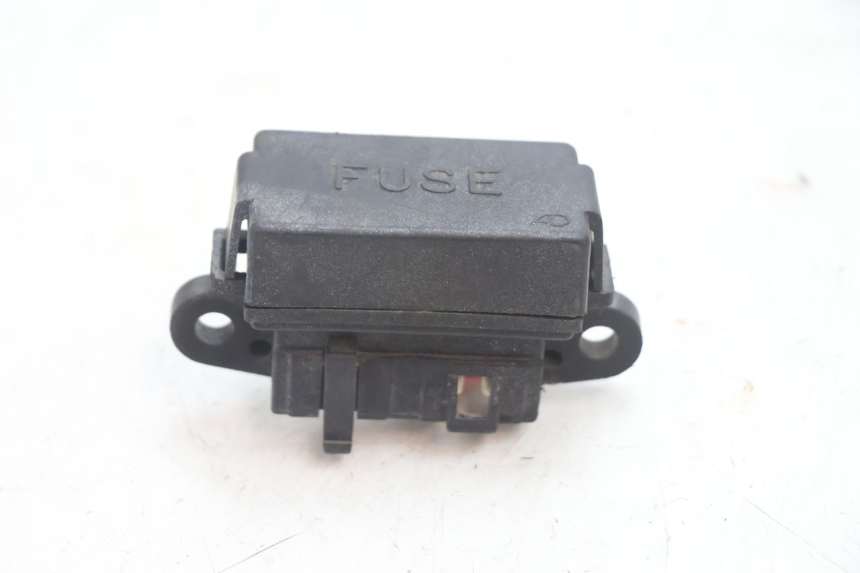 photo de PORTA FUSÍVEL SUZUKI GSX F GSXF 750 (1988 - 1998) - Zoom do estado de desgaste