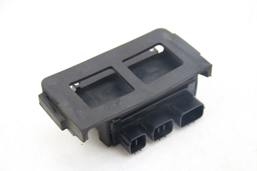 photo de SUPORTE DE FUSÍVEL KAWASAKI Z ABS 1000 (2014 - 2020) - Zoom do estado de desgaste