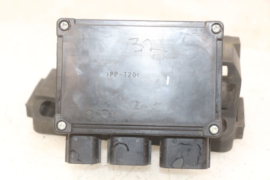 photo de SUPORTE DE FUSÍVEL KAWASAKI Z 750 (2007 - 2013) - Outro ângulo de visão