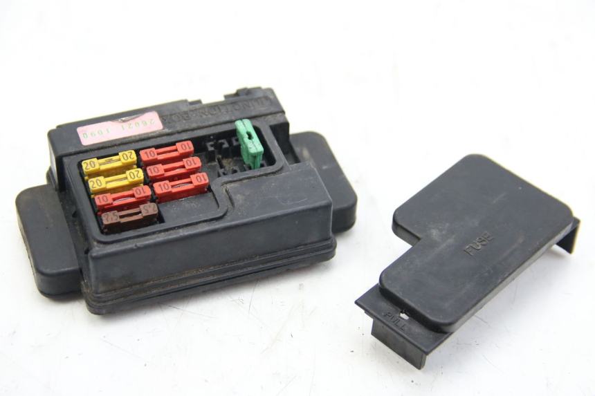 photo de SUPORTE DE FUSÍVEL KAWASAKI ZX-6R ZX6R 600 (1995 - 1997) - Detalhe da peça