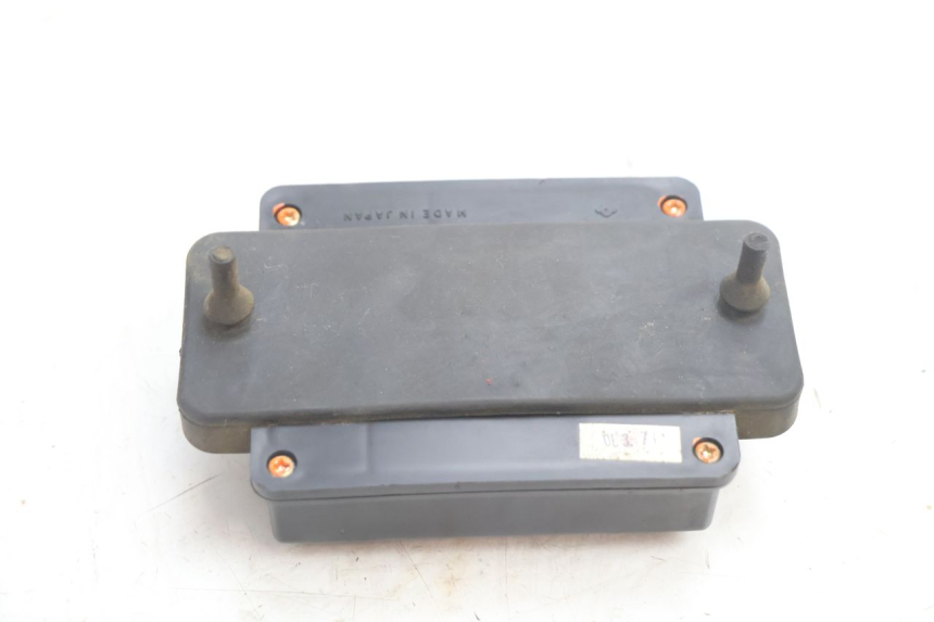 photo de PORTA FUSÍVEL KAWASAKI ZX-6R ZX6R 600 (2000 - 2002) - Outro ângulo de visão