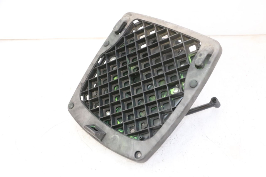 photo de SUPORTE DE BAGAGEM QUADRO 4 4D 350 (2015 - 2018) - Detalhe da peça