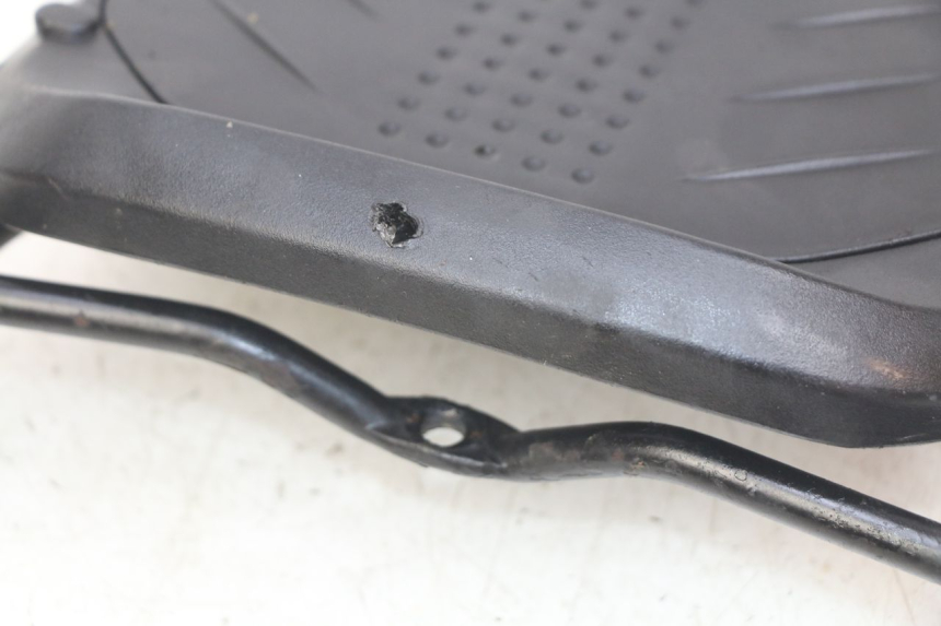 photo de SUPORTE DE BAGAGEM KYMCO AGILITY RS 4T 50 (2009 - 2013) - Detalhe da peça