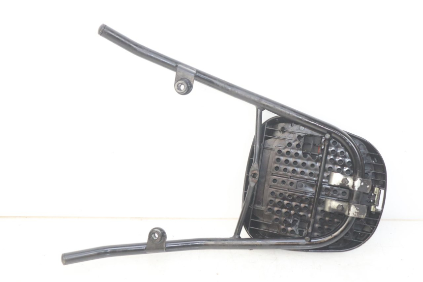 photo de SUPORTE DE BAGAGEM KYMCO AGILITY RS 4T 50 (2009 - 2013) - Outro ângulo de visão