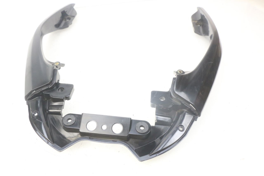 photo de SUPORTE DE BAGAGEM SUZUKI AN BURGMAN 400 (2006 - 2010) - Estado da superfície