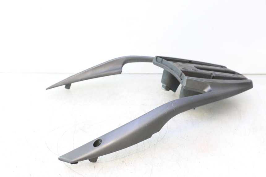 photo de SUPORTE DE BAGAGEM APRILIA ATLANTIC S 125 (2010 - 2013) - Estado da superfície