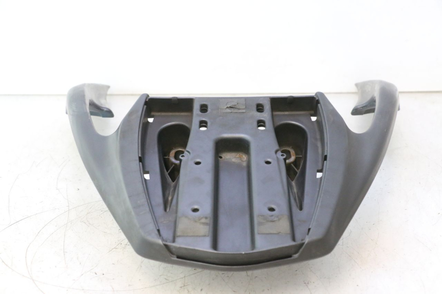 photo de SUPORTE DE BAGAGEM APRILIA ATLANTIC S 125 (2010 - 2013) - Marcações e referências