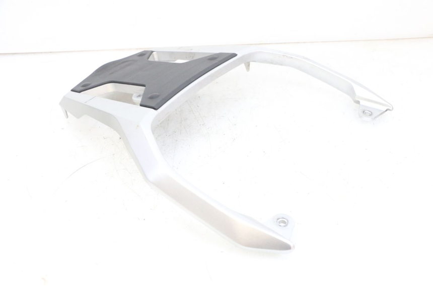 photo de SUPORTE DE BAGAGEM SUZUKI DL V STROM 1000 (2002 - 2007) - Peça verificada