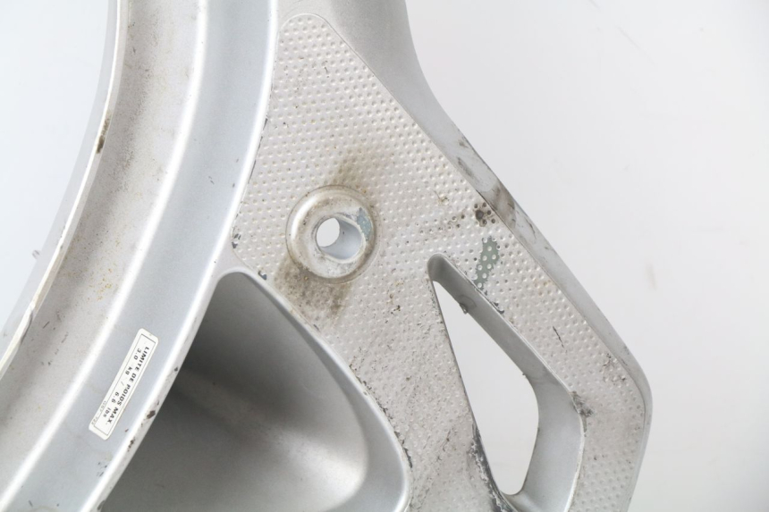 photo de SUPORTE DE BAGAGEM HONDA FES PANTHEON 125 (2003 - 2007) - Detalhes característicos
