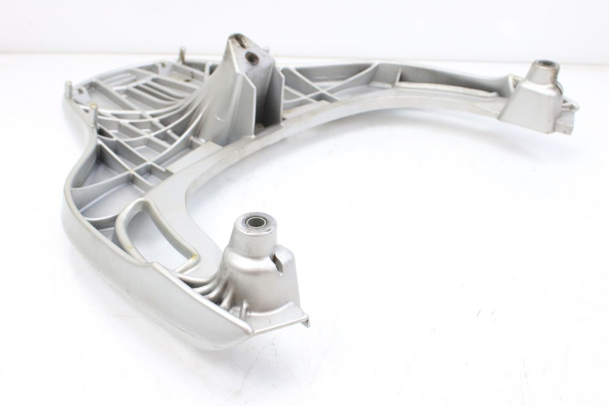 photo de SUPORTE DE BAGAGEM HONDA FES S-WING SWING ABS 125 (2007 - 2015) - Detalhe da peça