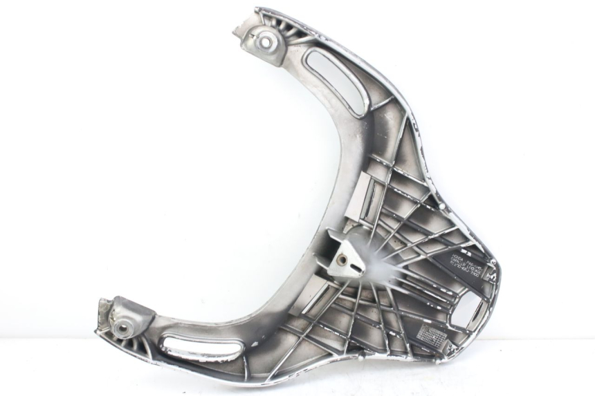photo de SUPORTE DE BAGAGEM HONDA FES S-WING SWING ABS 125 (2007 - 2015) - Marcações e referências