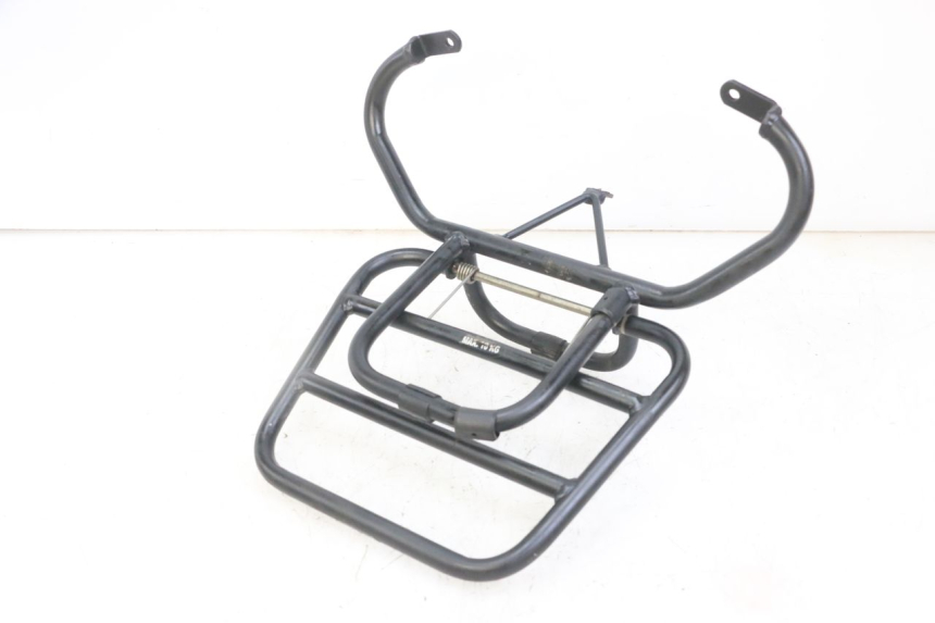 photo de SUPORTE DE BAGAGEM SYM FIDDLE 2 50 (2008 - 2013) - Detalhe da peça