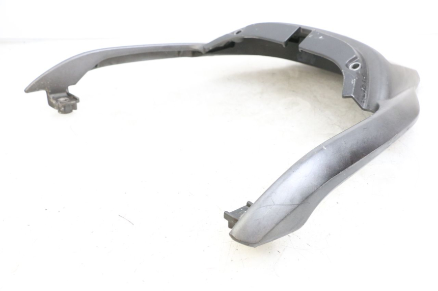 photo de SUPORTE DE BAGAGEM HONDA FJS SILVER WING SILVERWING 400 (2005 - 2008) - Zoom do estado de desgaste