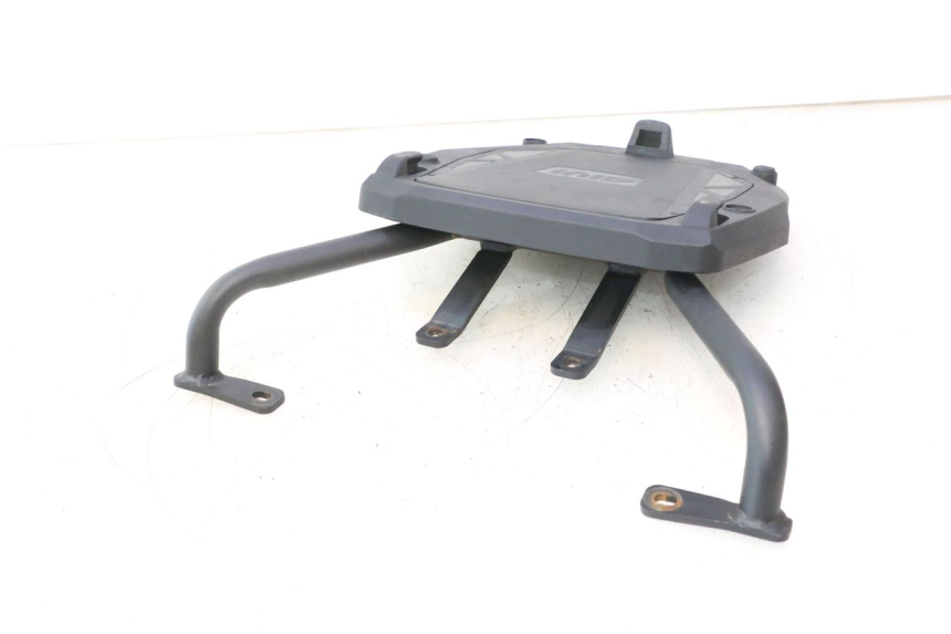 photo de SUPORTE DE BAGAGEM PIAGGIO FLY 2T 50 (2004 - 2017) - Pontos de fixação
