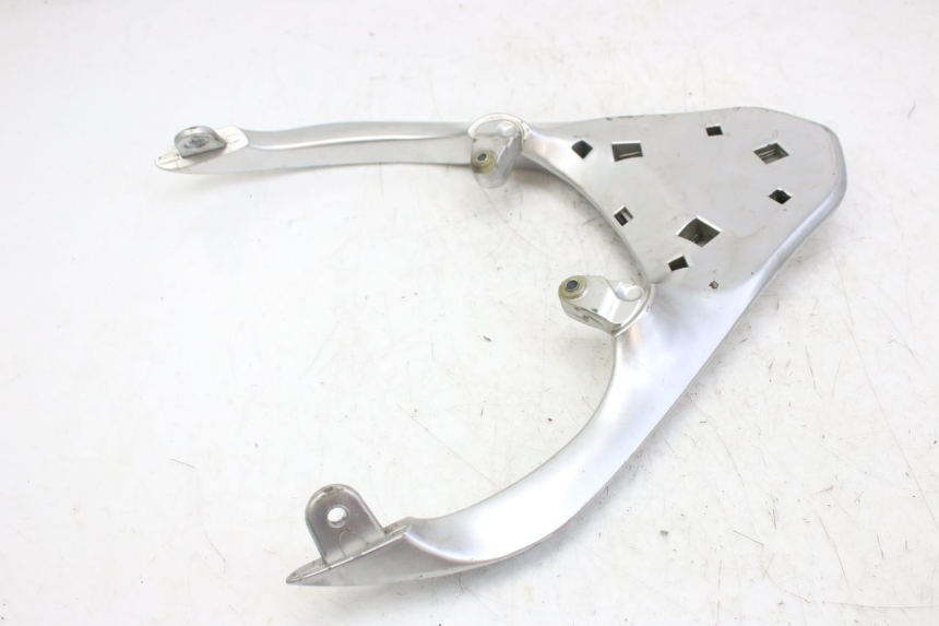 photo de SUPORTE DE BAGAGEM PIAGGIO FLY 4T 50 (2013 - 2017) - Zoom do estado de desgaste