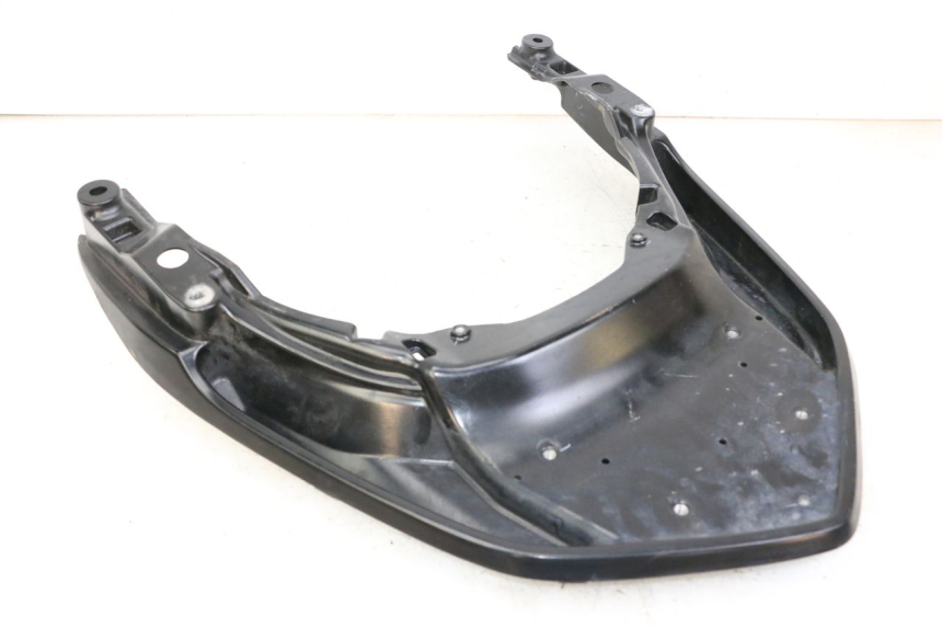 photo de SUPORTE DE BAGAGEM HONDA FORZA ABS 300 (2013 - 2017) - Detalhes característicos
