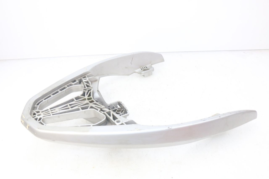 photo de SUPORTE DE BAGAGEM PEUGEOT GEOPOLIS 400 (2007 - 2013) - Pontos de fixação