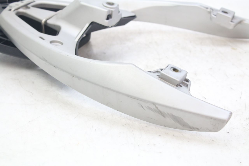 photo de SUPORTE DE BAGAGEM PEUGEOT GEOPOLIS RS 125 (2007 - 2009) - Outro ângulo de visão