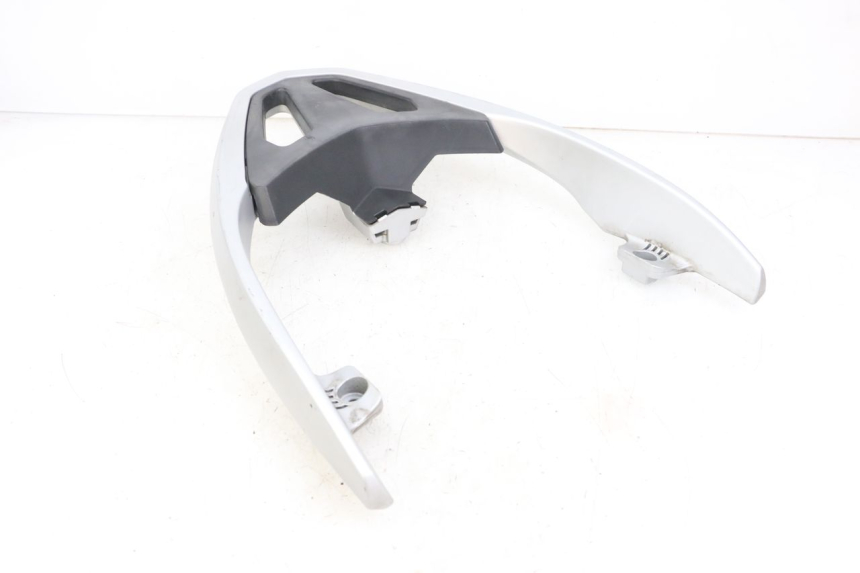photo de SUPORTE DE BAGAGEM PEUGEOT GEOPOLIS RS 125 (2007 - 2009) - Zoom do estado de desgaste