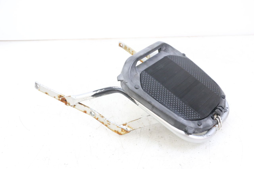 photo de SUPORTE DE BAGAGEM HYOSUNG GF 125 (2001 - 2005) - Ampliação técnica