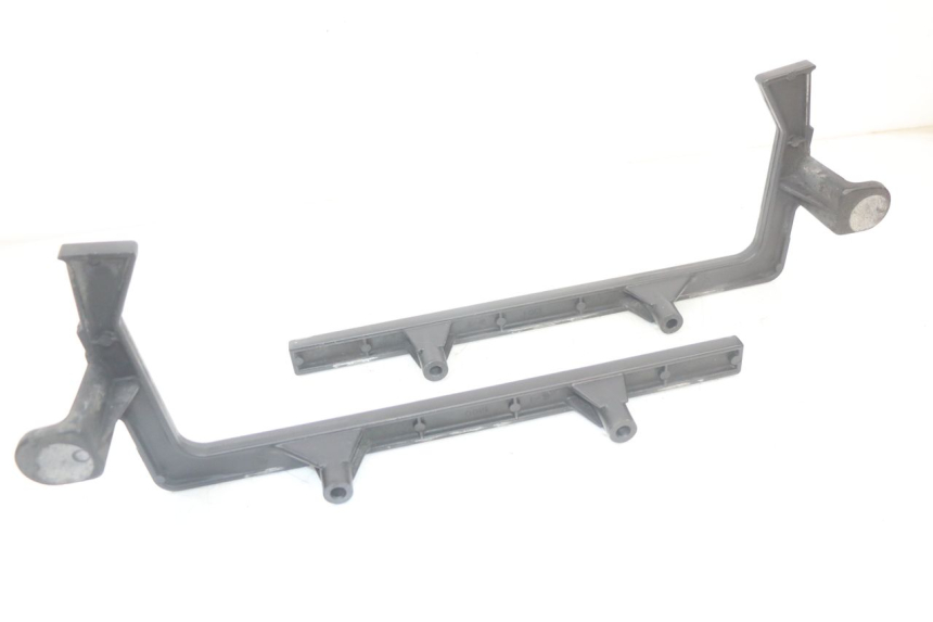 photo de SUPORTE DE BAGAGEM KAWASAKI GTR 1000 (1994 - 2004) - Vista principal