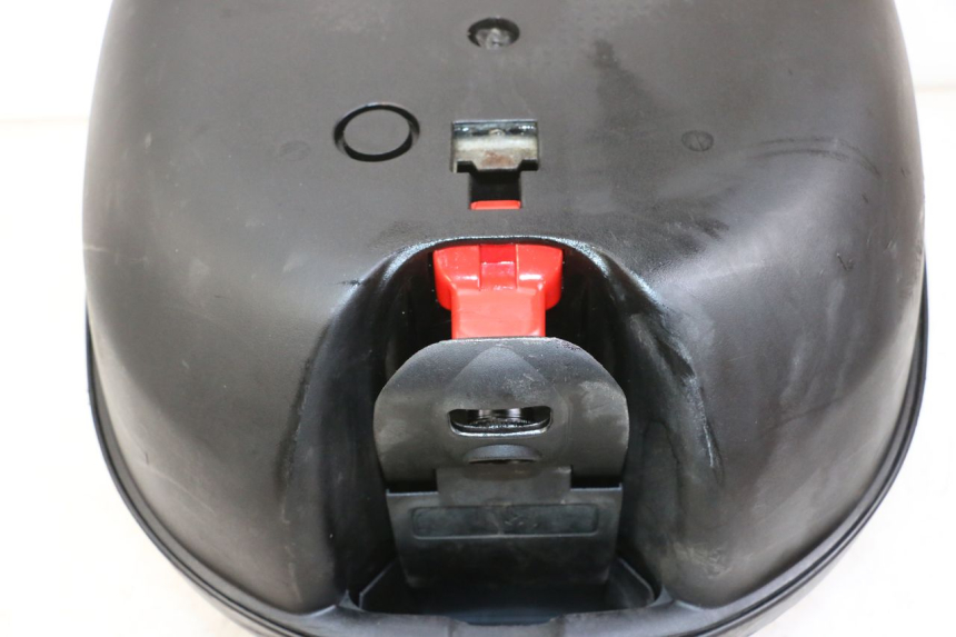 photo de SUPORTE DE BAGAGEM HONDA SCV LEAD 100 (2003 - 2007) - Detalhe da peça
