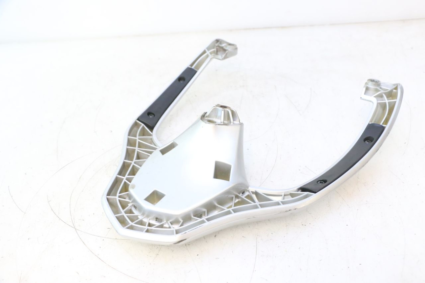 photo de SUPORTE DE BAGAGEM PIAGGIO LIBERTY IGET 4T 50 (2015 - 2020) - Zoom do estado de desgaste