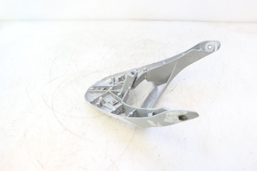 photo de SUPORTE DE BAGAGEM PIAGGIO LIBERTY 50 (1998 - 2003) - Detalhe da peça