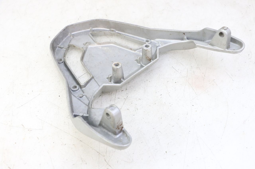 photo de SUPORTE DE BAGAGEM LONGJIA SHARPY 125 (2020 - 2024) - Zoom do estado de desgaste