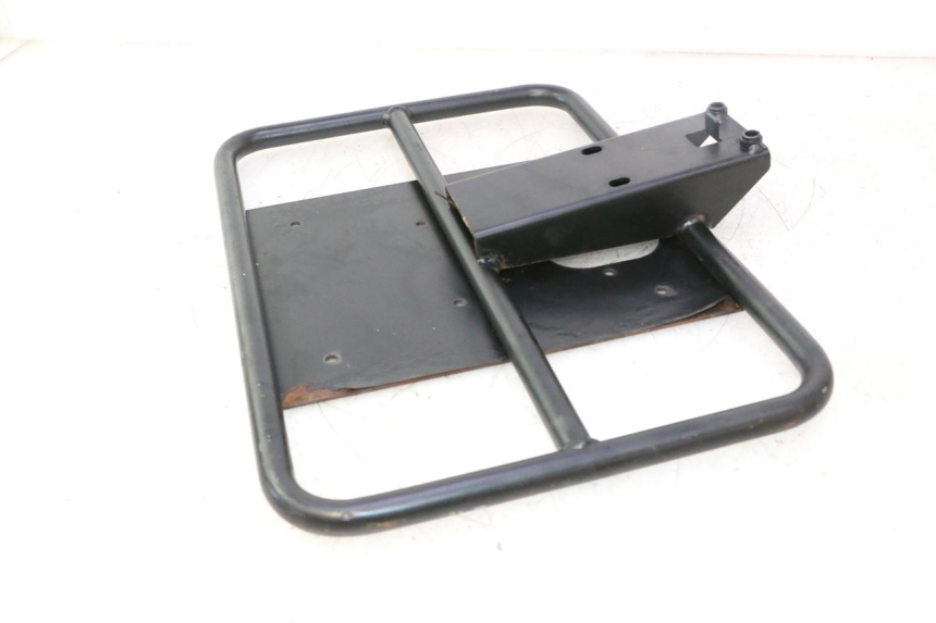 photo de SUPORTE DE BAGAGEM PEUGEOT LUDIX PRO 2T 50 (2010 - 2017) - Zoom do estado de desgaste