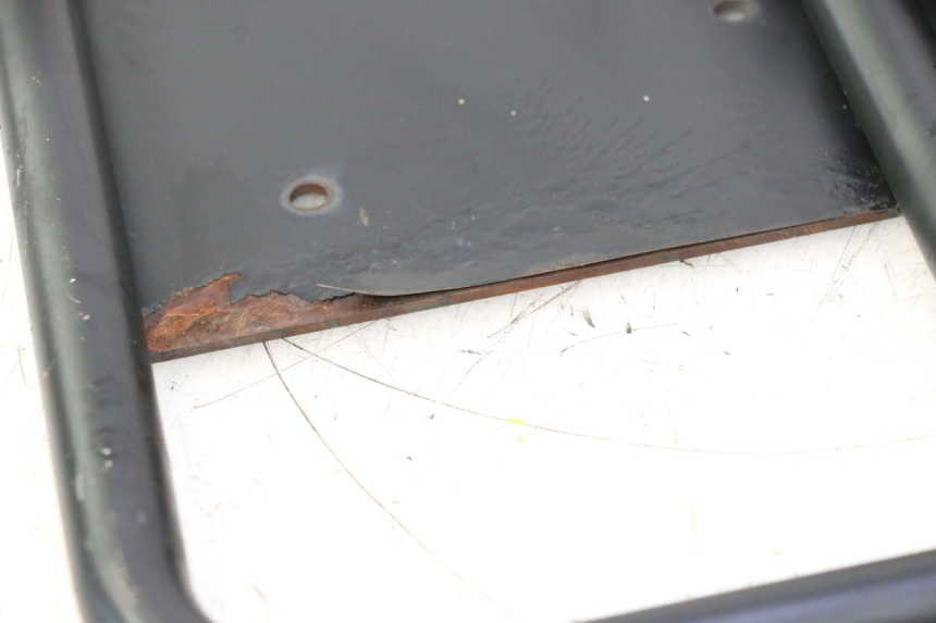 photo de SUPORTE DE BAGAGEM PEUGEOT LUDIX PRO 2T 50 (2010 - 2017) - Outro ângulo de visão
