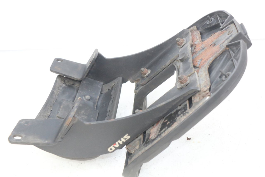 photo de SUPORTE DE BAGAGEM PIAGGIO MP3 LT 300 (2010 - 2016) - Zoom do estado de desgaste