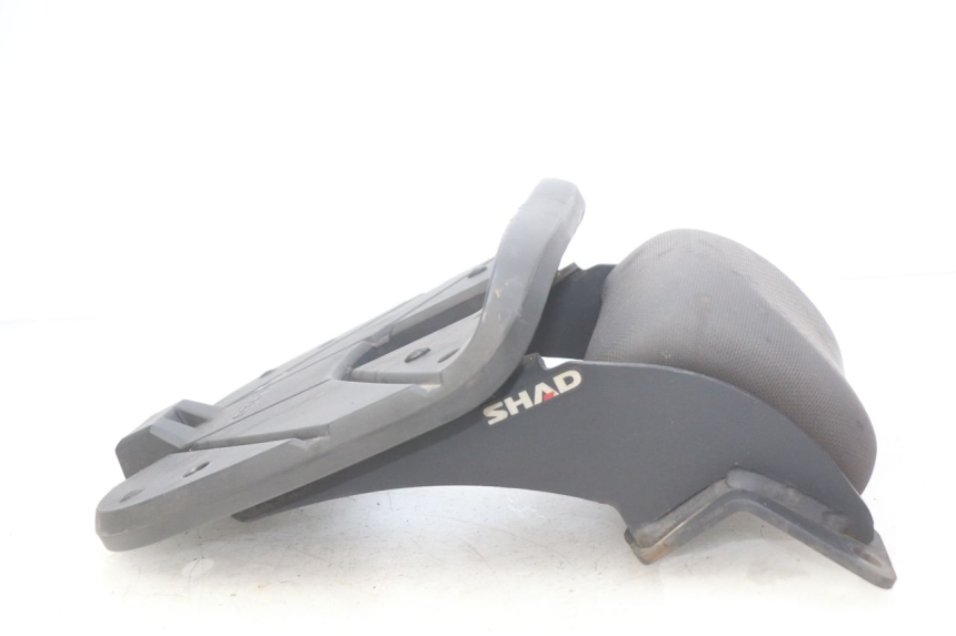 photo de SUPORTE DE BAGAGEM PIAGGIO MP3 LT 300 (2010 - 2016) - Pontos de fixação