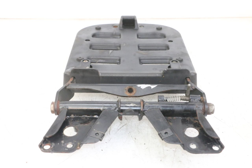 photo de SUPORTE DE BAGAGEM PIAGGIO MP3 LT 300 (2010 - 2016) - Estado da superfície