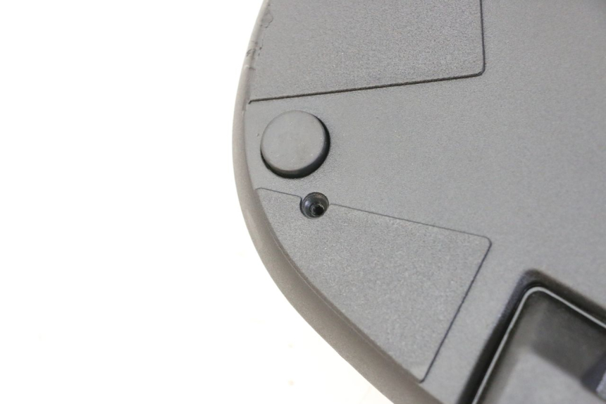 photo de SUPORTE DE BAGAGEM PIAGGIO MP3 500 (2014 - 2017) - Zoom do estado de desgaste
