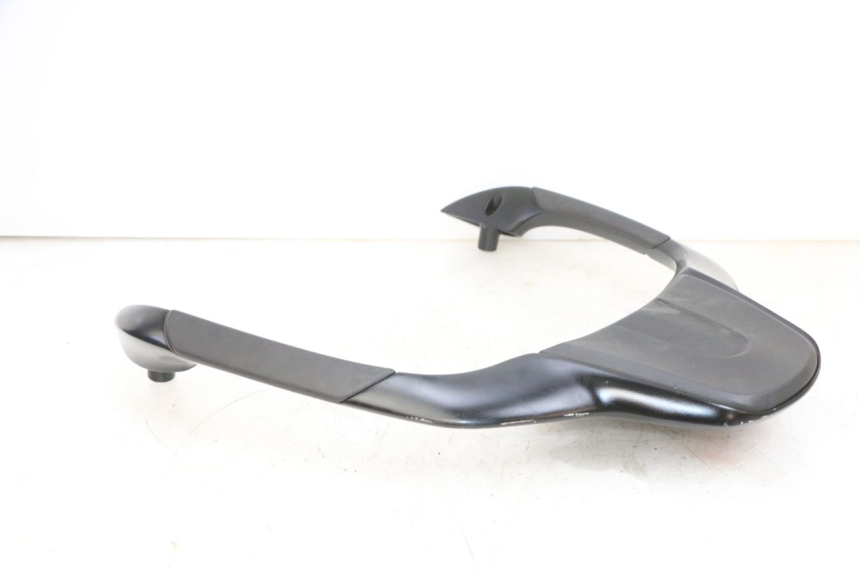 photo de SUPORTE DE BAGAGEM PIAGGIO MP3 500 (2016 - 2018) - Pontos de fixação