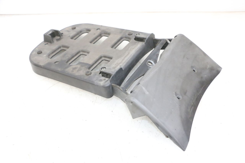 photo de SUPORTE DE BAGAGEM PIAGGIO MP3 RL 250 (2006 - 2010) - Vista geral