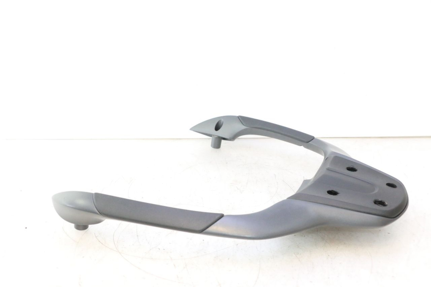 photo de SUPORTE DE BAGAGEM PIAGGIO MP3 500 (2016 - 2018) - Pontos de fixação