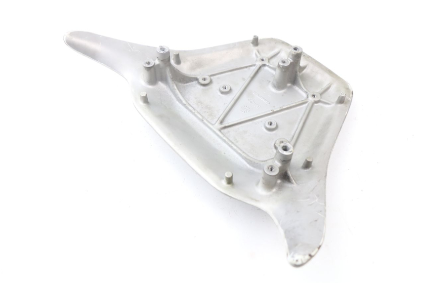 photo de SUPORTE DE BAGAGEM CAGIVA NAVIGATOR 1000 (2000 - 2005) - Zoom do estado de desgaste