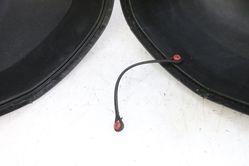 photo de SUPORTE DE BAGAGEM YAMAHA NEOS NEO'S 4T 50 (2008 - 2016) - Zoom do estado de desgaste